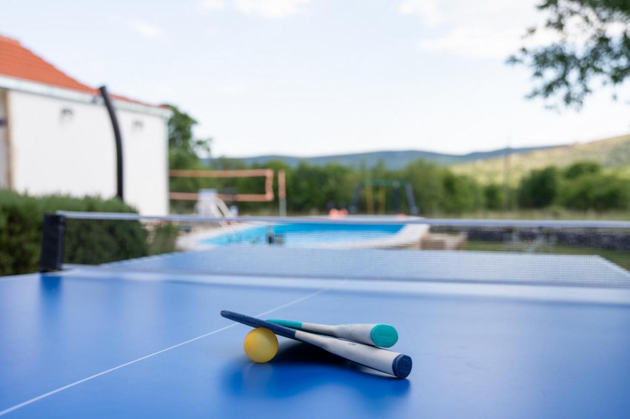 Holiday Home Sego With Private Pool Veliki Brocanac Ngoại thất bức ảnh